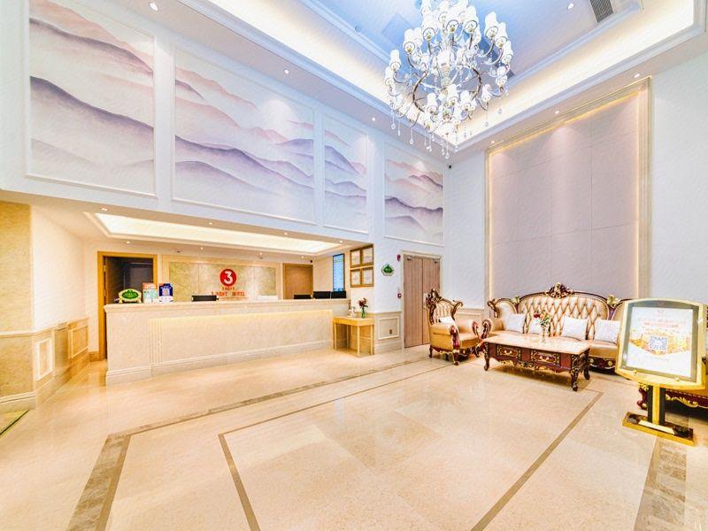 Vienna 3 good hotel (Huizhou three shops) 11/29