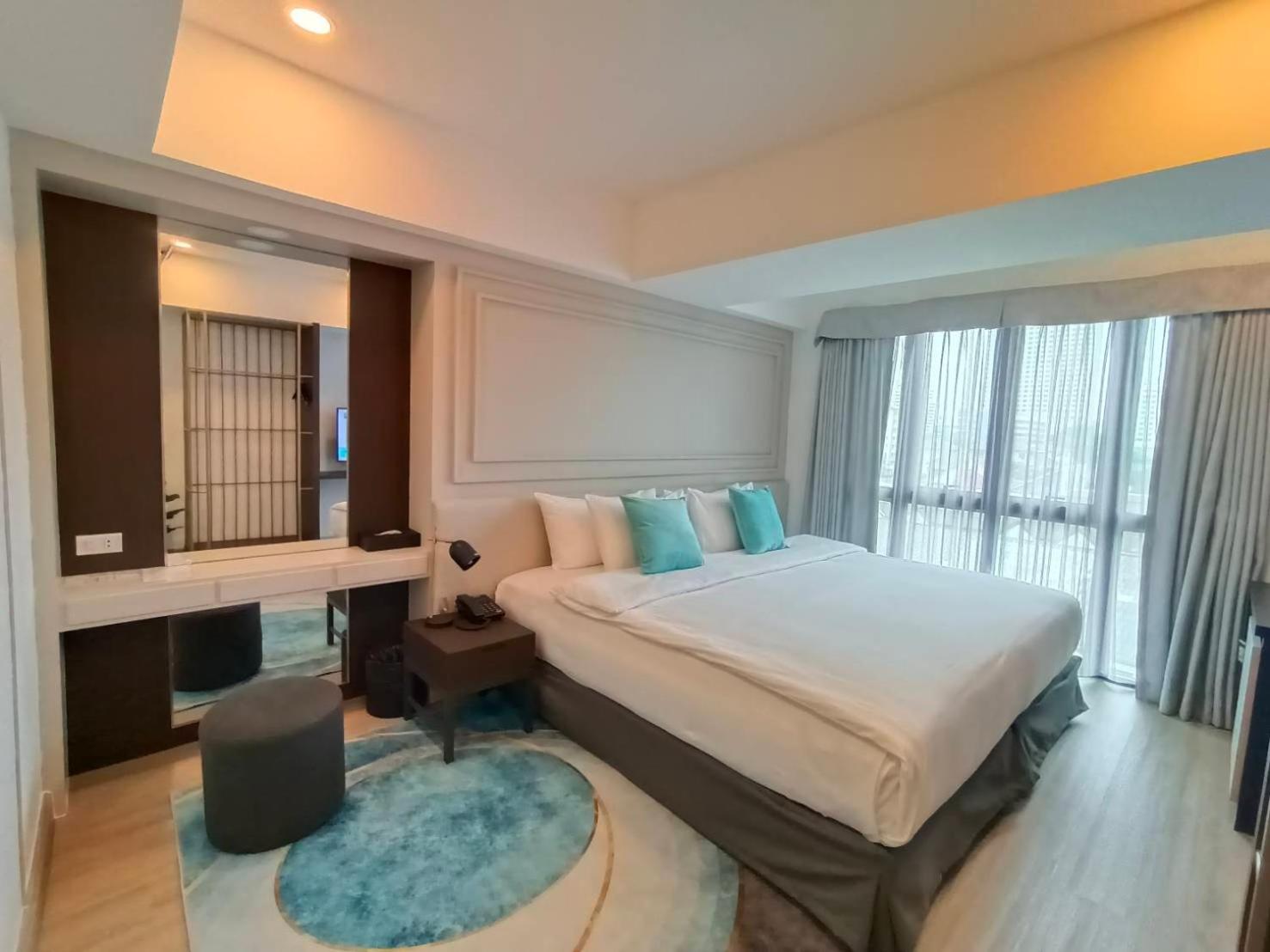 Viva La Vida Hotel 10/37