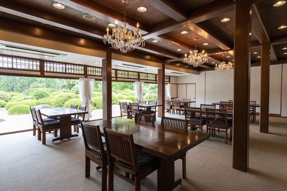 Seimei No Mori Resorts 54/72