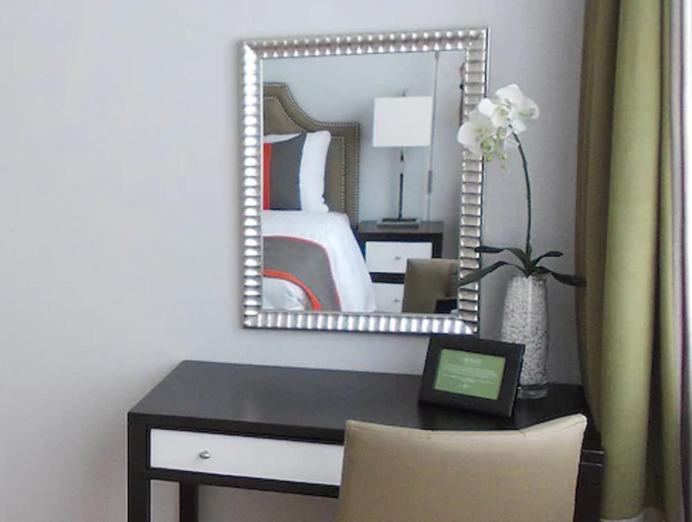 Avant Serviced Suites 51/52