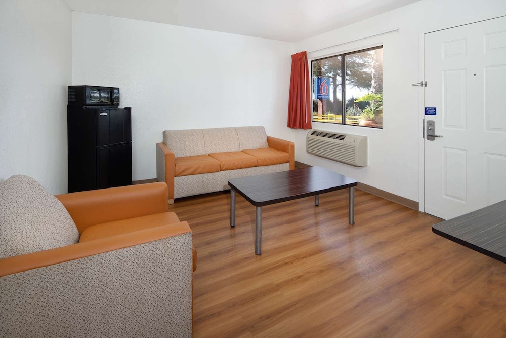 Motel6 Arcadia, CA - Los Angeles - Pasadena Area 25/40