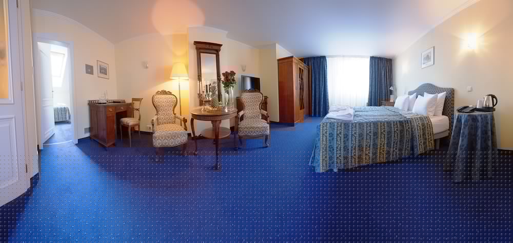 Tyl Hotel 39/39