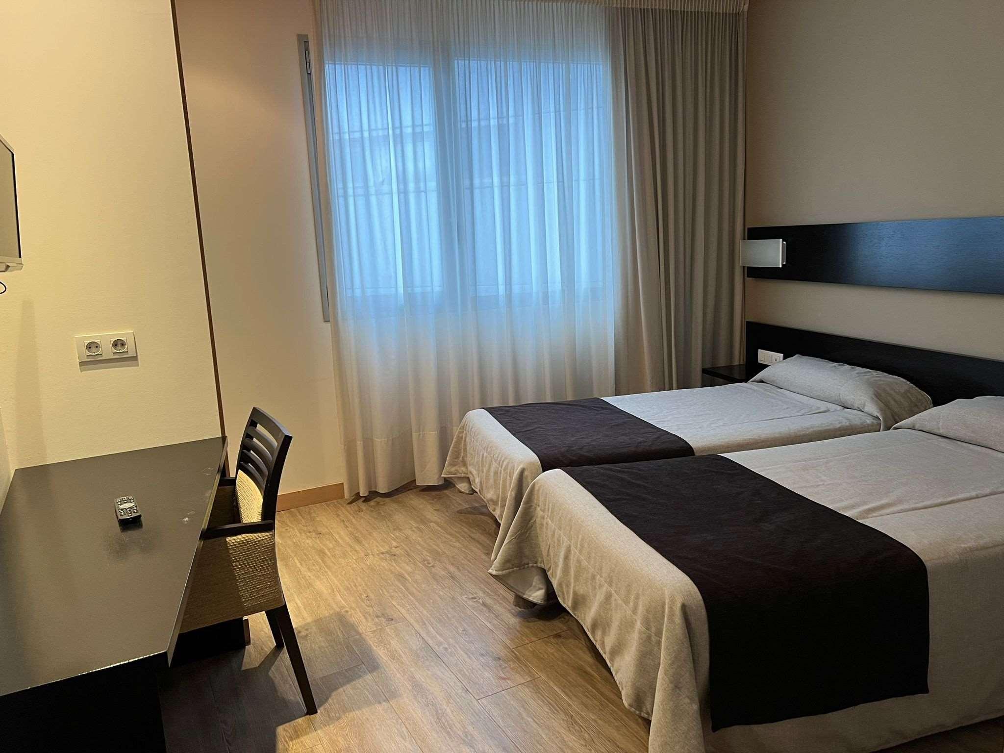 Blu Hotel Pamplona 10/32