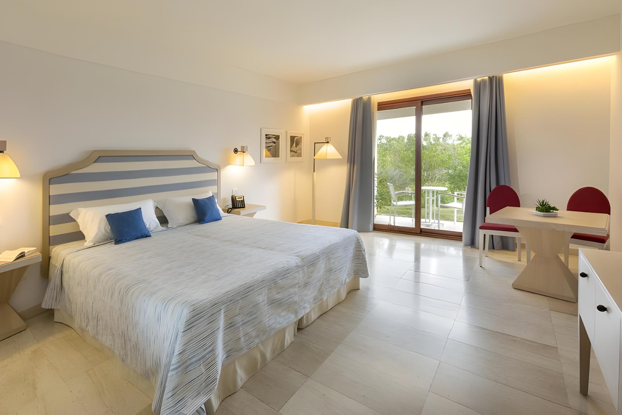 Comfort, 2 Double Beds