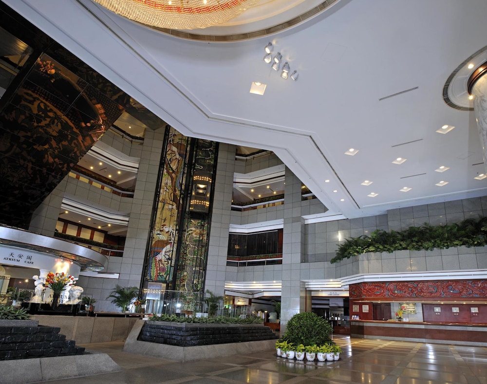 Felicity Hotel Shenzhen, Luohu Railway Station 64/75