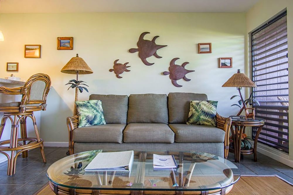 Castle Molokai Shores 20/50
