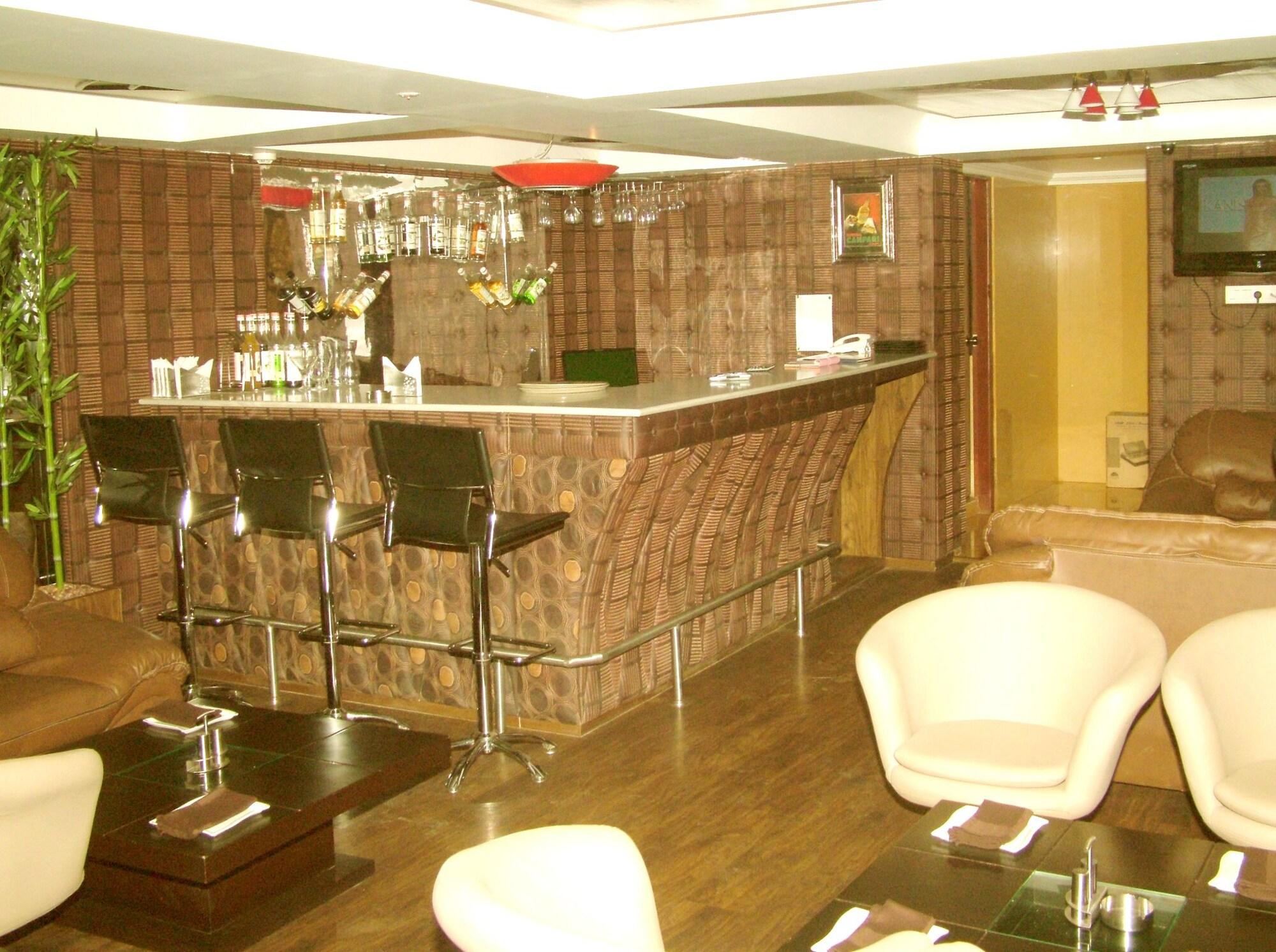 HOTEL GRAND DHILLON 26/31