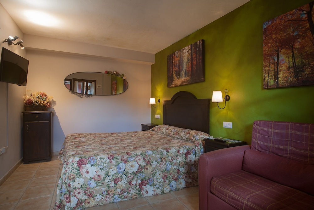 Hotel Corru San Pumés 19/50