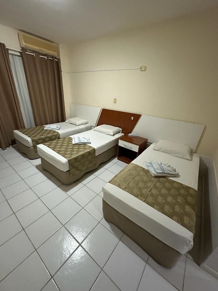 Fragata Hotel 11/32