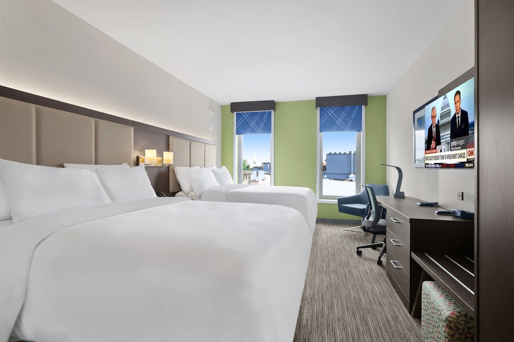 BASIC, DOUBLE OR TWIN BED, ACCESSIBLE