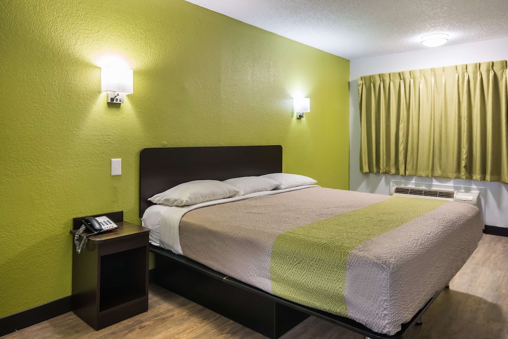 Motel6 Irving, TX - Loop 12 6/31