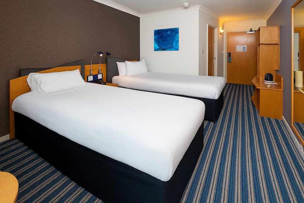 Holiday Inn Express Southampton West 20/64