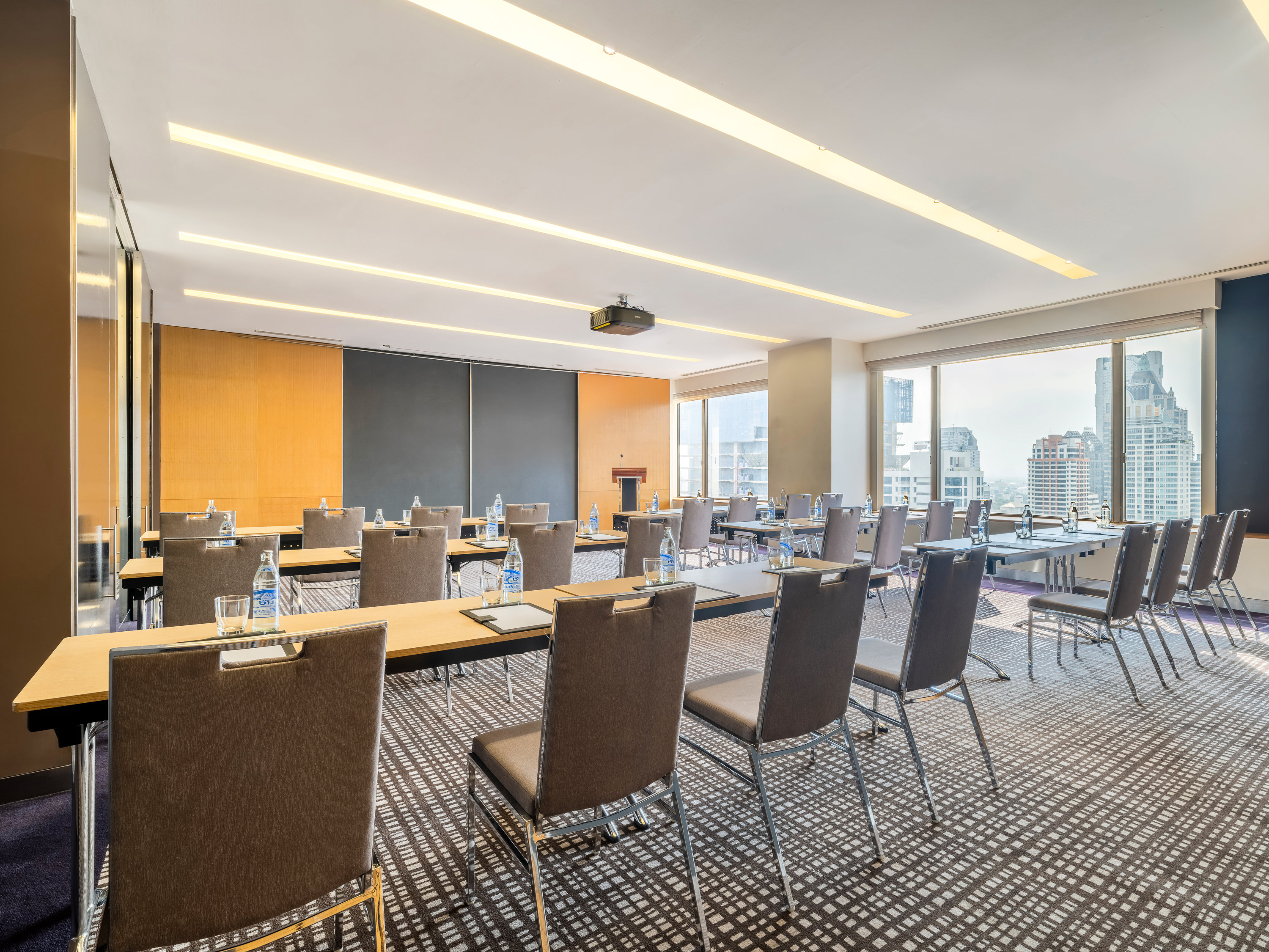 Crowne Plaza Bangkok Lumpini Park 66/77
