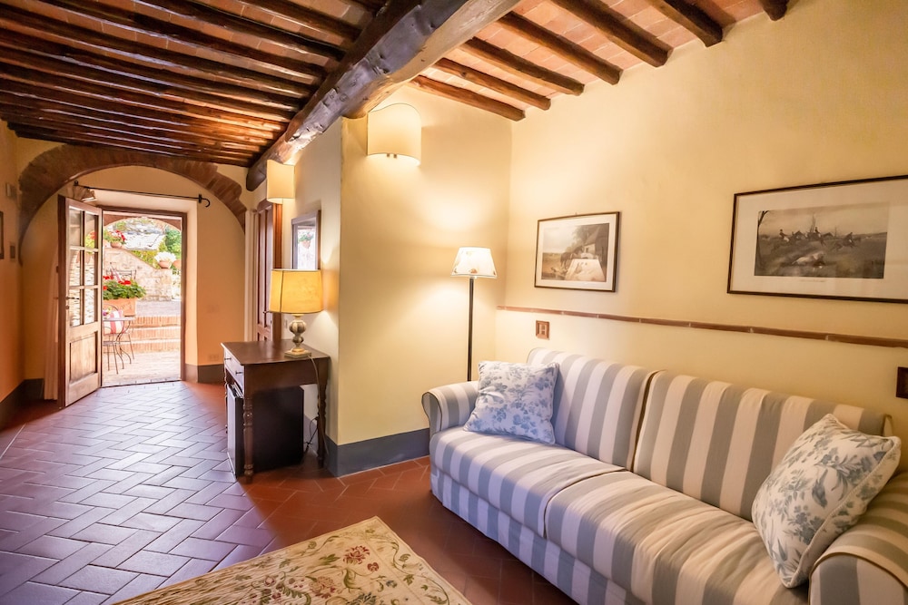 Il Borgo Di Vescine 30/64