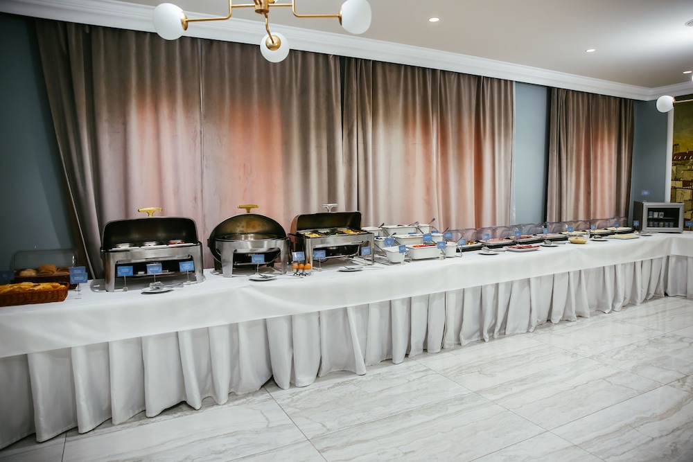ROYAL CLASSIC HOTEL 6/44