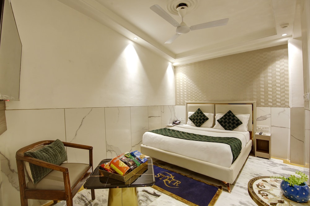 Oyo 12982 Hotel Oris International 32/50