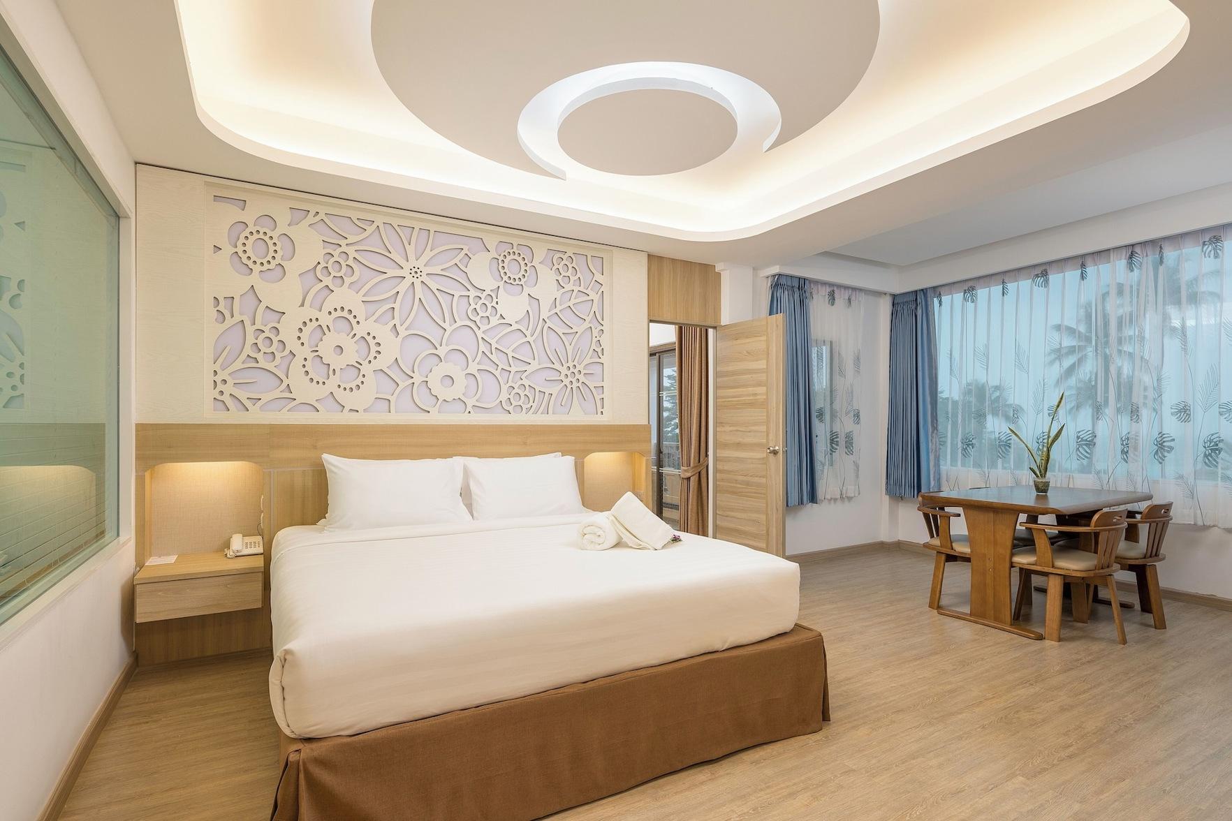 Family, Twin Beds