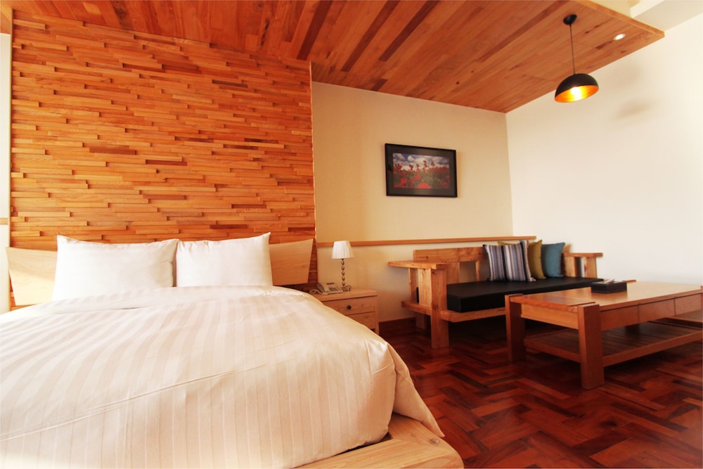 Bay Forest Boutique Hotel 15/72