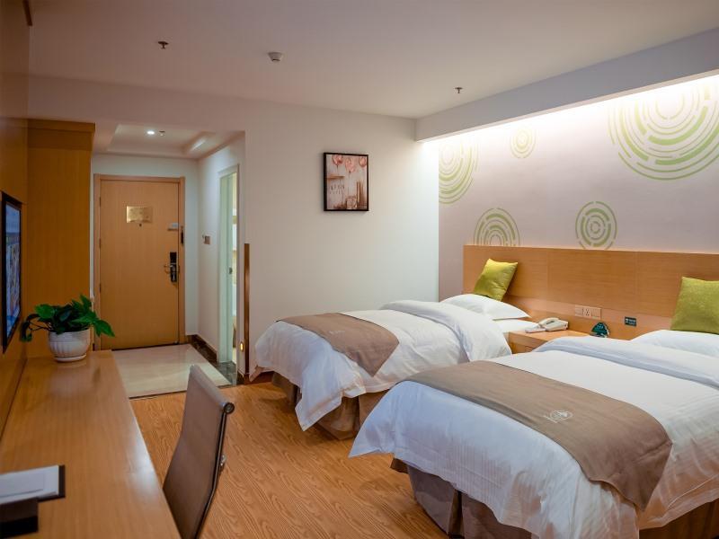 GreenTree Inn Jiangsu Suzhou Zhangjiagang Tangshi Town Yangzi Road Express Hotel 24/44