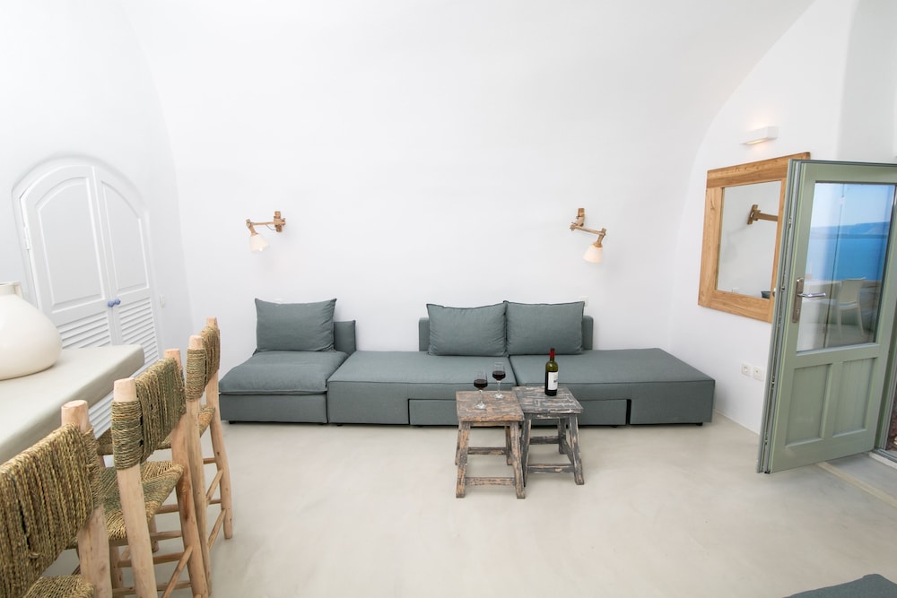 Opsis Cave House 14/26