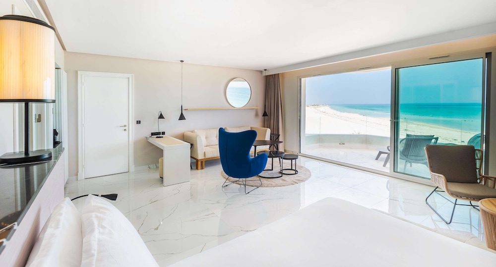 Radisson Blu Palace Resort and Thalasso 57/78