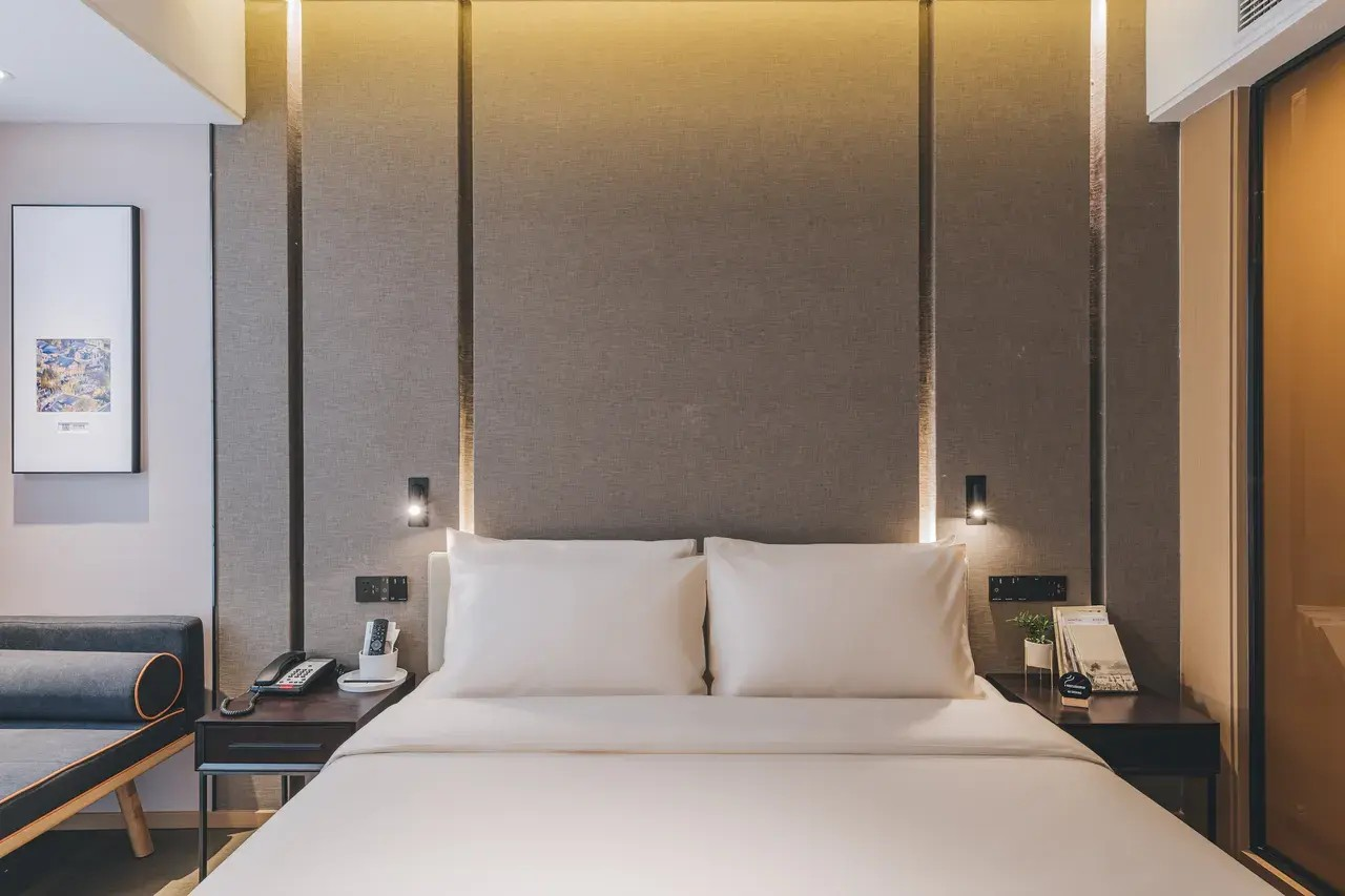 Atour Hotel Shanghai Jiading Jiangqiao Jiayi Road subway station 19/20