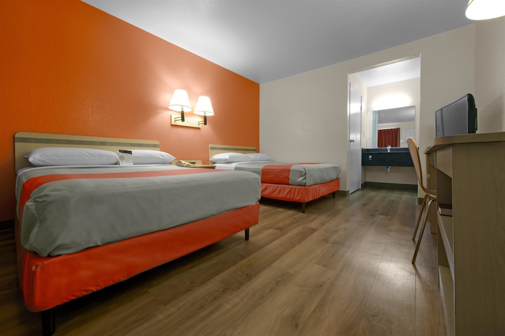 Motel6 Bismarck, ND 29/54