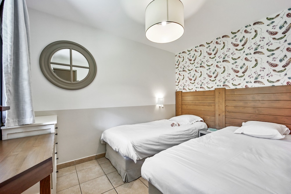 Apartment, 2 Trundle Beds, Partial Sea View
