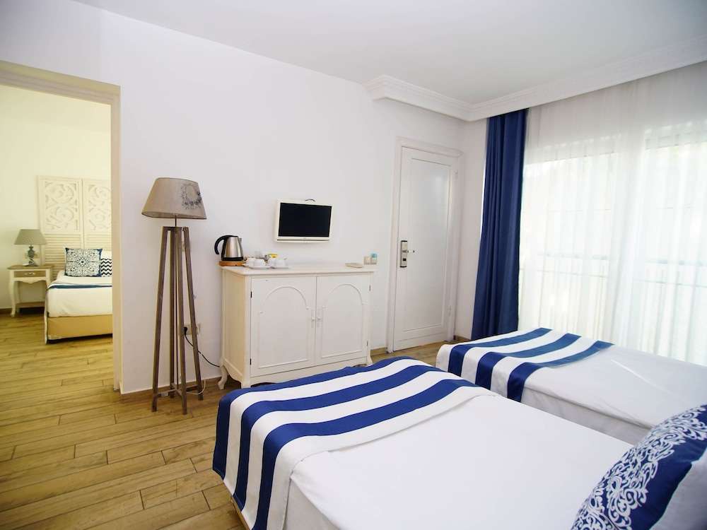 Blue Dreams Resort and Spa Bodrum 14/49