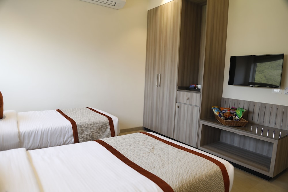 Hotel The Royal Vista 27/50