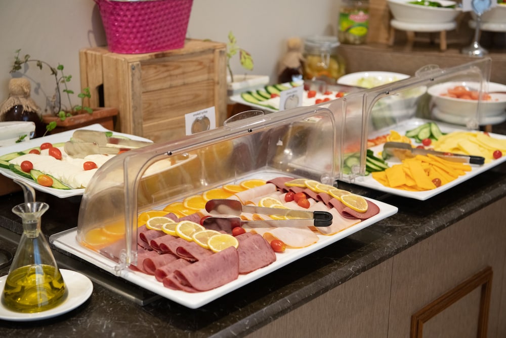 فندق راديسون بلو - بريدة(Radisson Blu Hotel Buraidah) 33/75