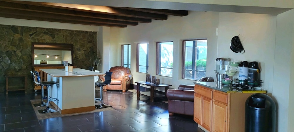 Hotel Inn Santa Fe 28/36