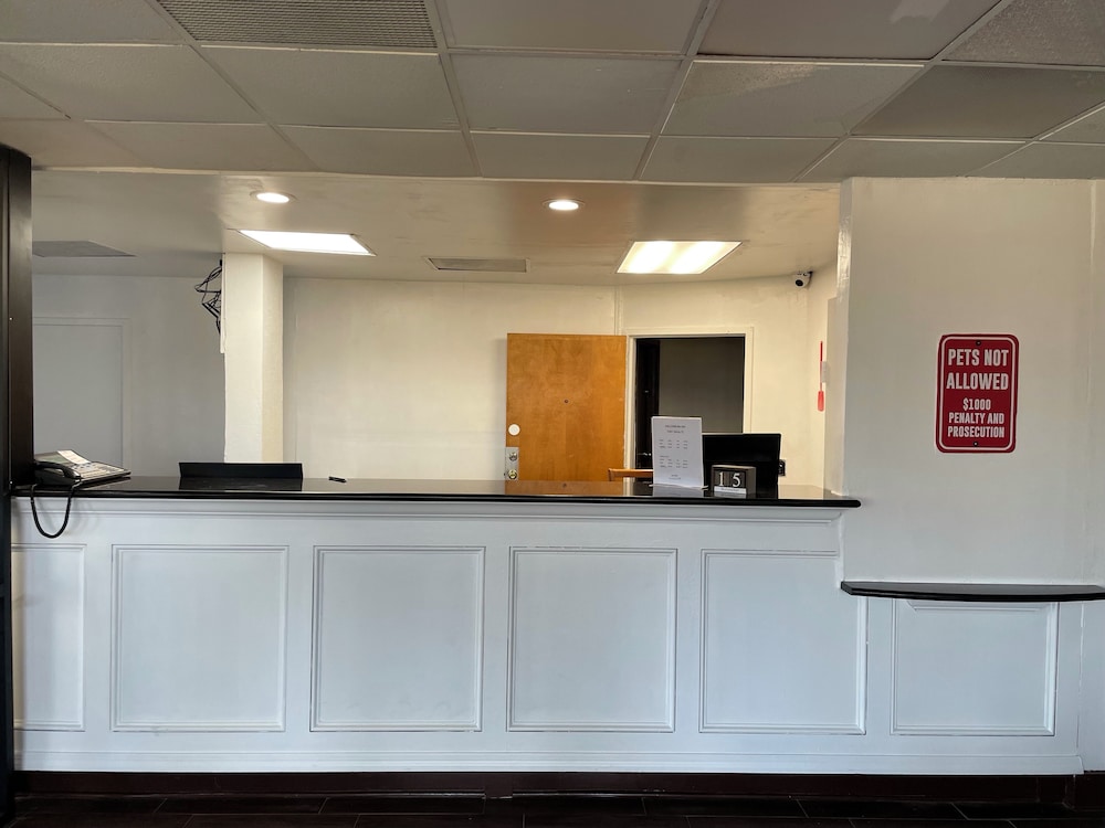 Red Lion Inn & Suites Hattiesburg 5/17