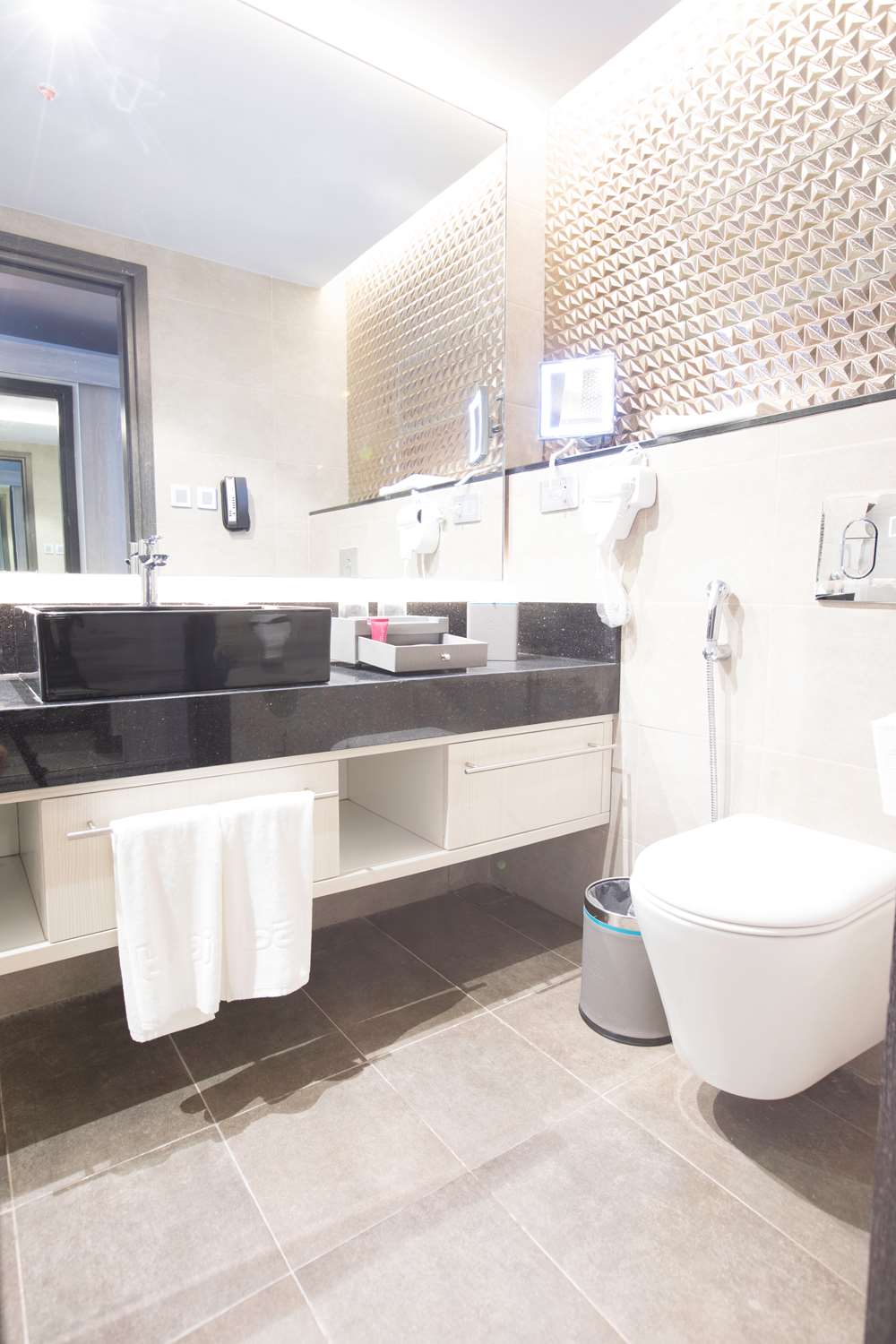غرفة تنفيذية بسرير مزدوج أو سريرين منفصلين، Bai Hotel Cebu, WorldHotels Elite 3/5