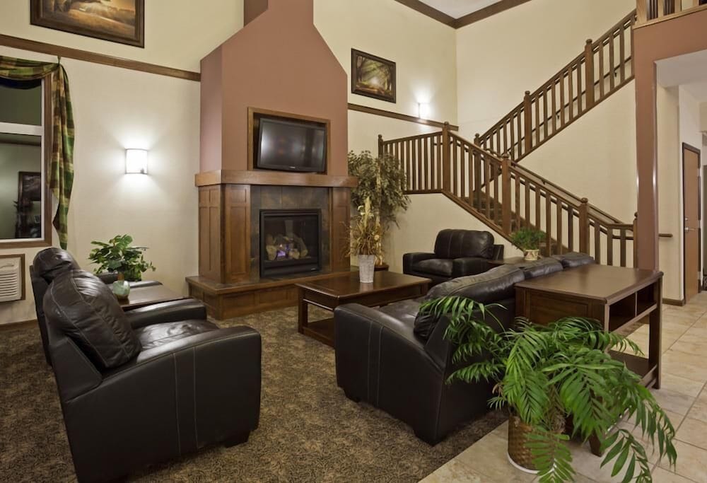 GrandStay Hotel & Suites Parkers Prairie 29/50