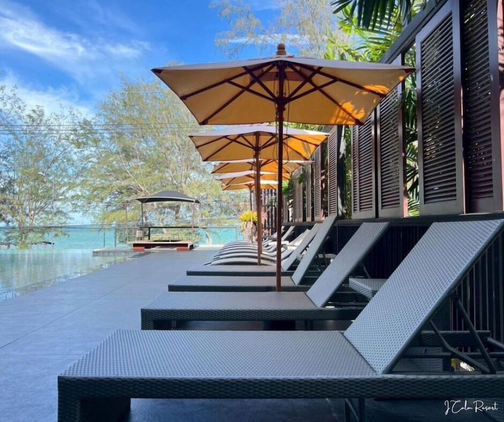 I Calm Resort Cha Am 12/72
