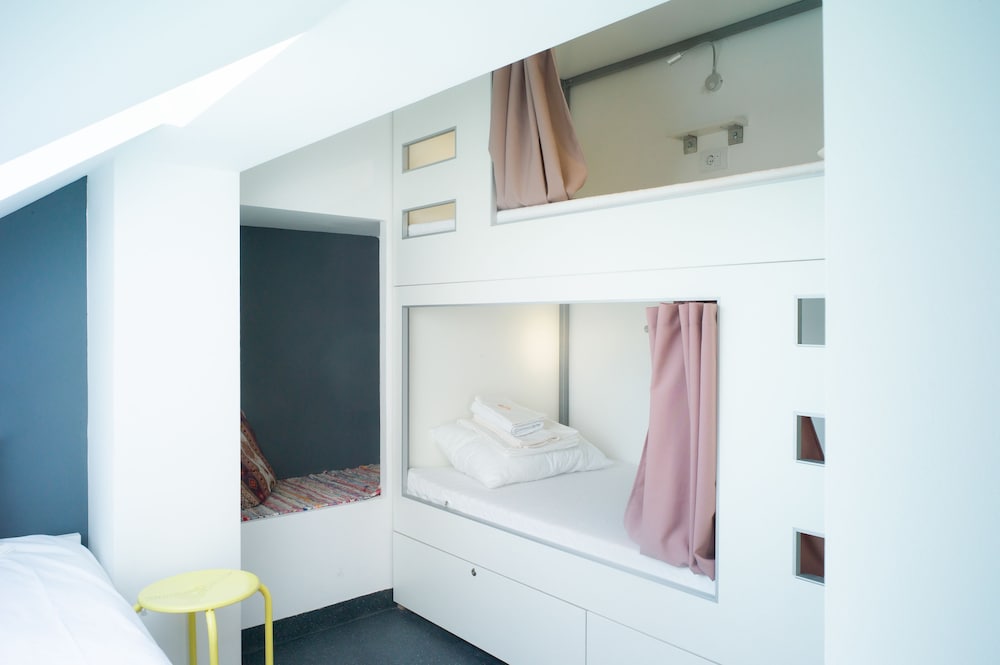 Good People Design Hostel 21/50