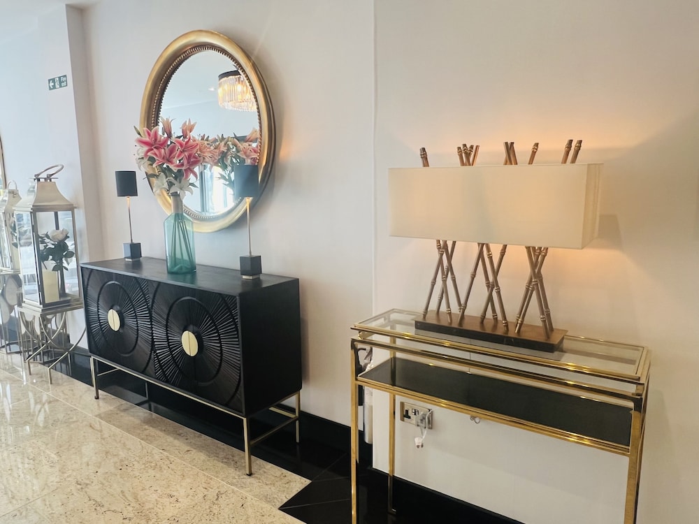 Hatton Garden Hotel 5/50