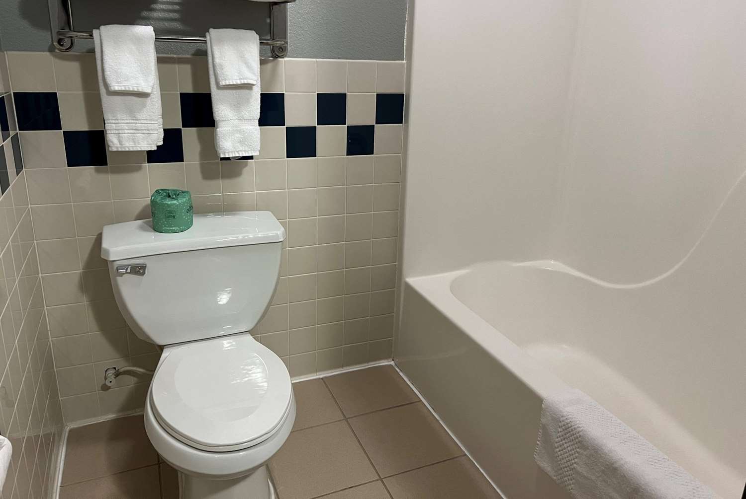 AmericInn by Wyndham Republic 29/31