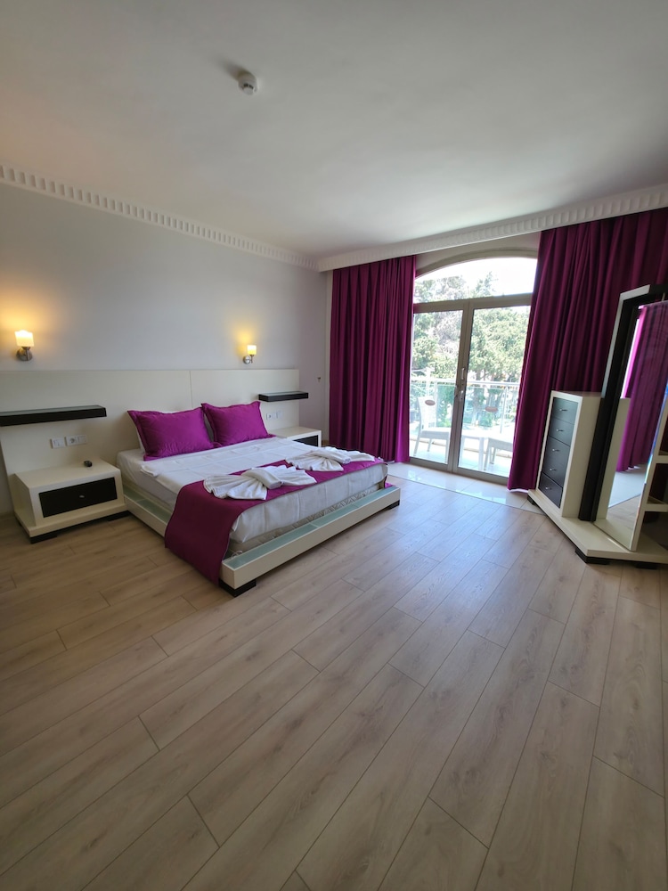 Forum Residence Hotel 8/50