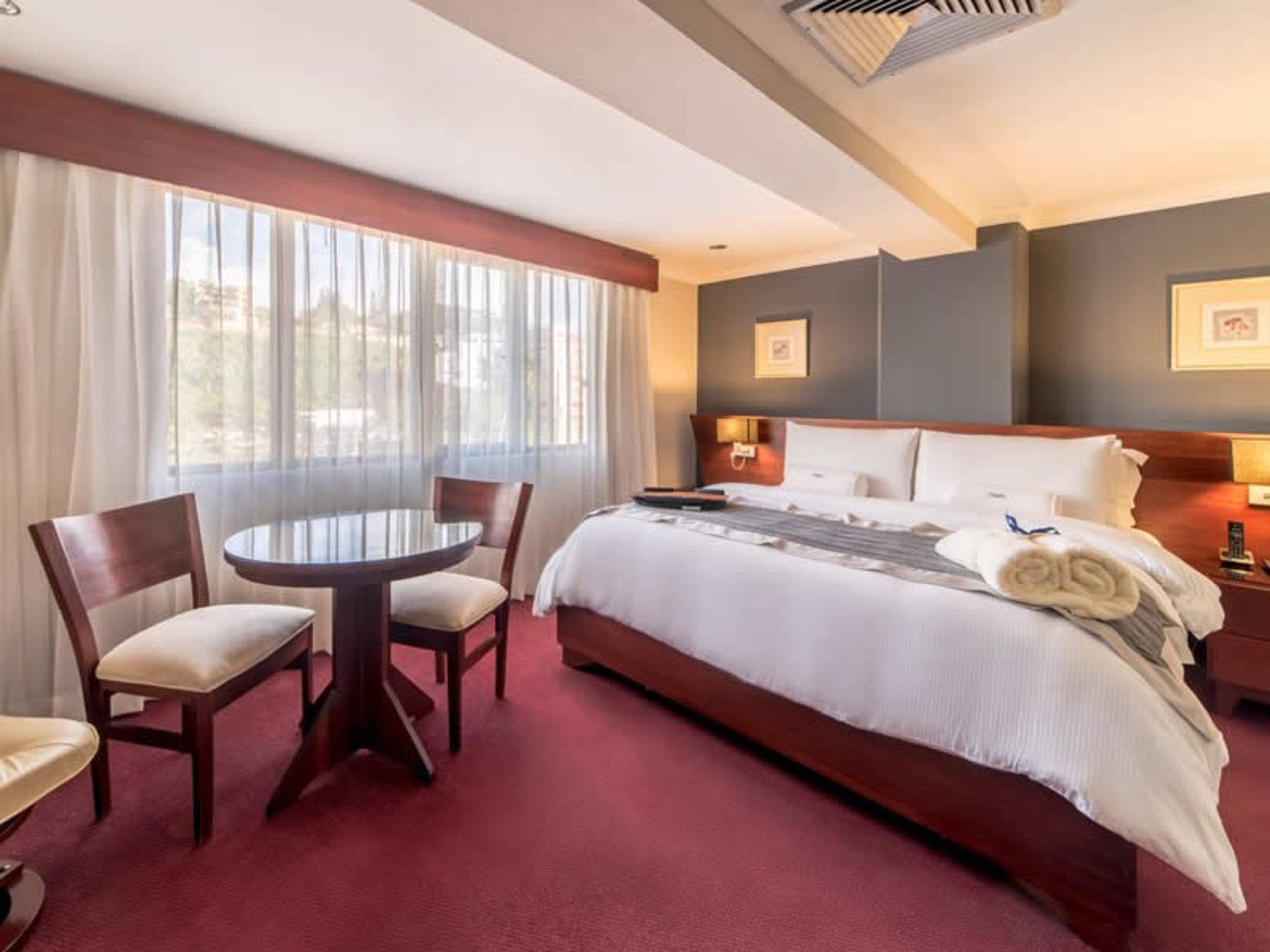 Deluxe Superior 1 Bed