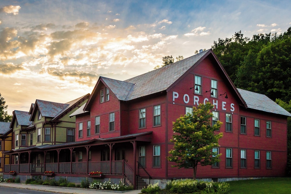 The Porches Inn At Mass Moca 7/74