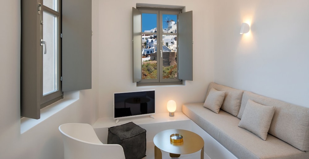 Old Castle Oia by Mr and Mrs White 35/59