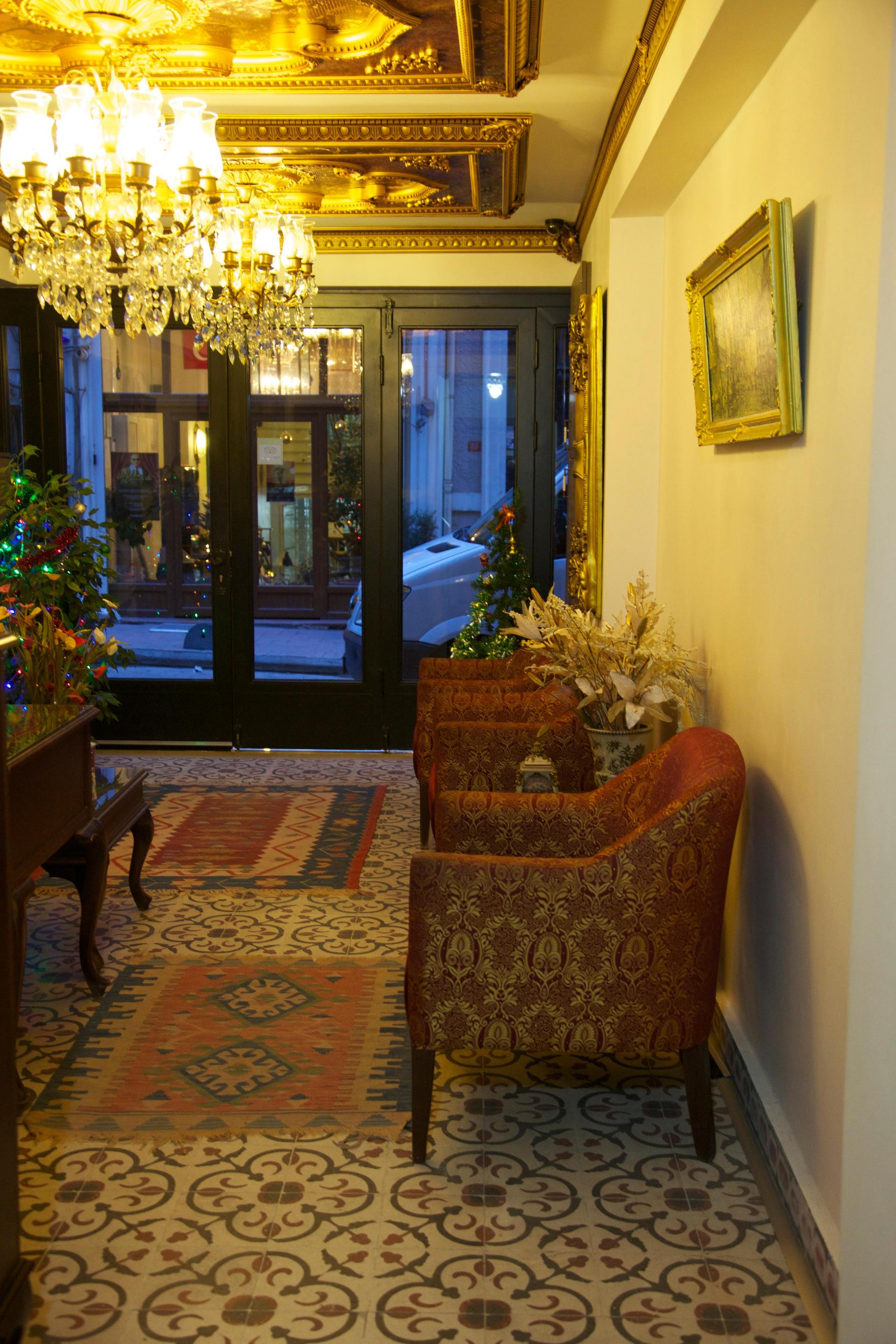 Borancik Suites 79/100
