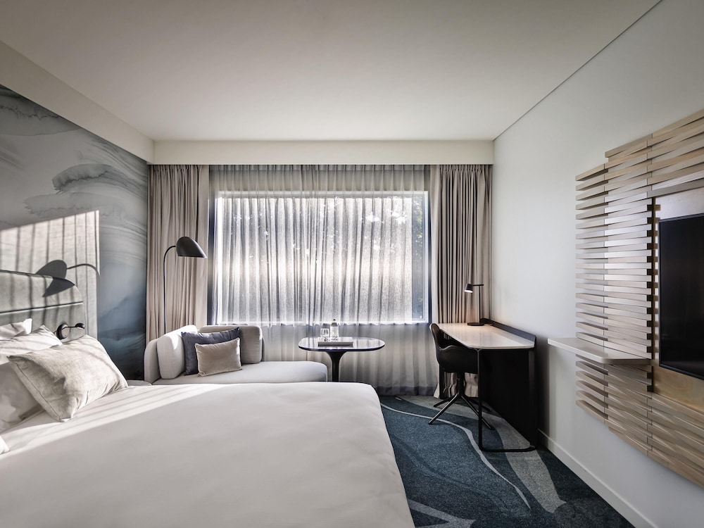 NOVOTEL HAMILTON TAINUI 17/72