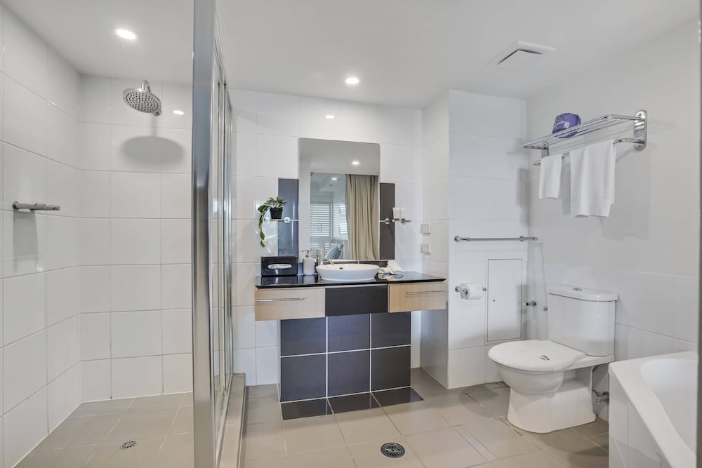 Pelican Waters Resort 68/68