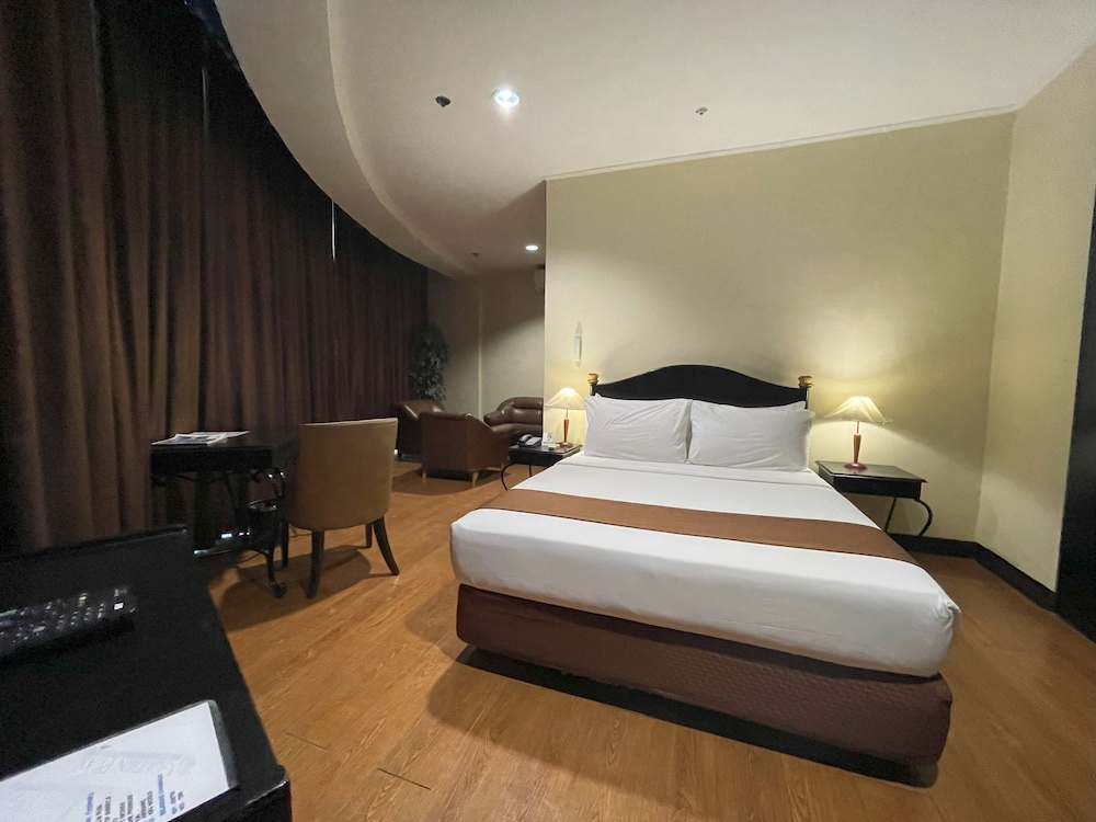 جناح استوديو بزنس بسرير كوين، Golden Peak Hotel and Suites powered by Cocotel 3/10