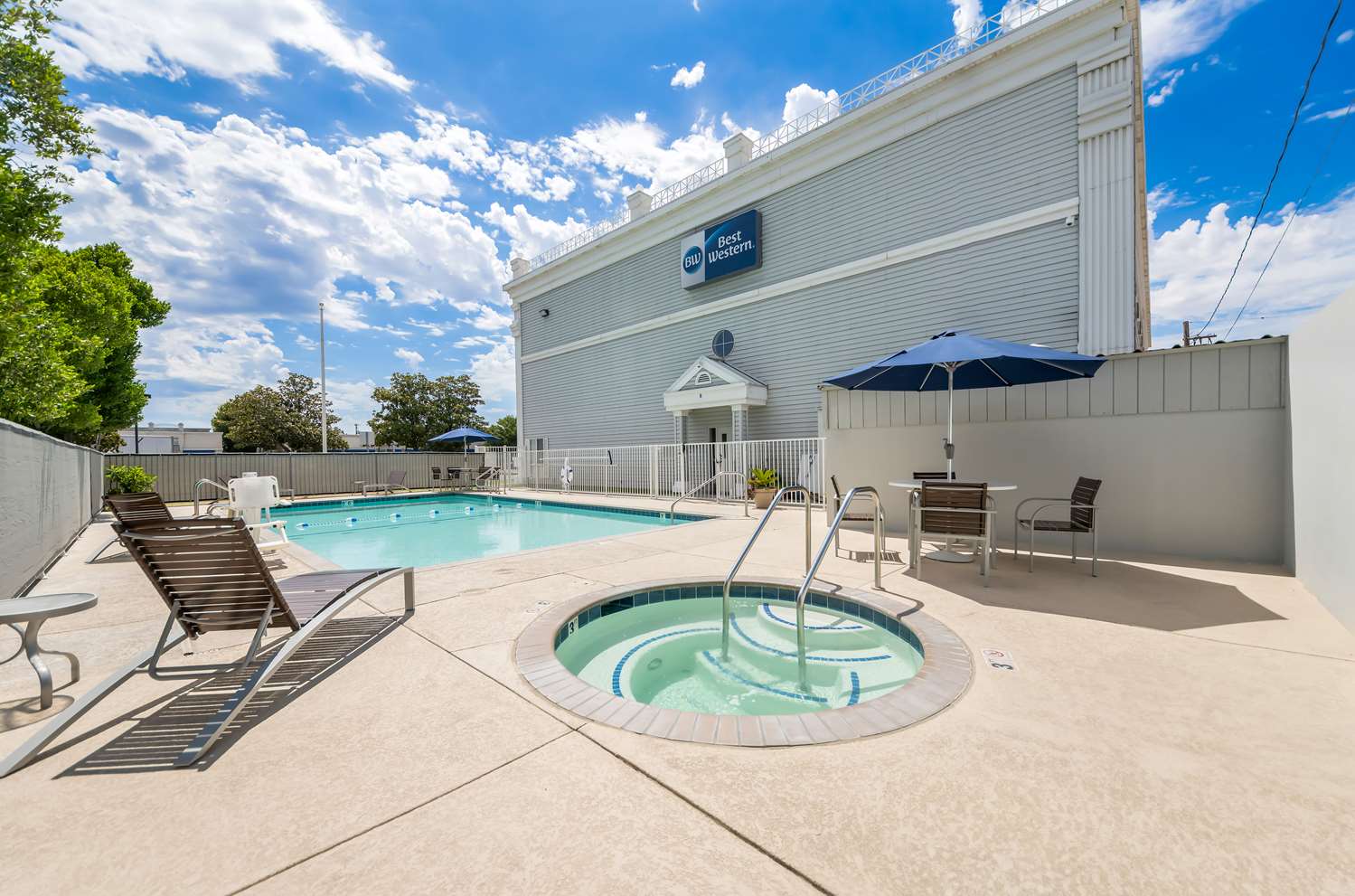 Best Western Executive Inn Los Banos 33/33