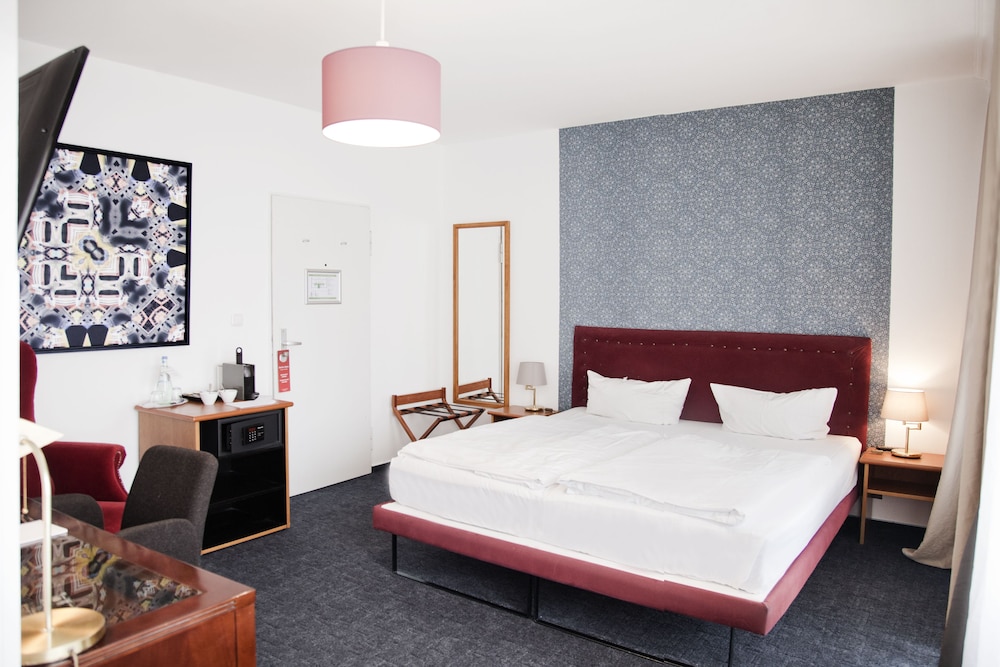 Hotel Les Nations 22/77