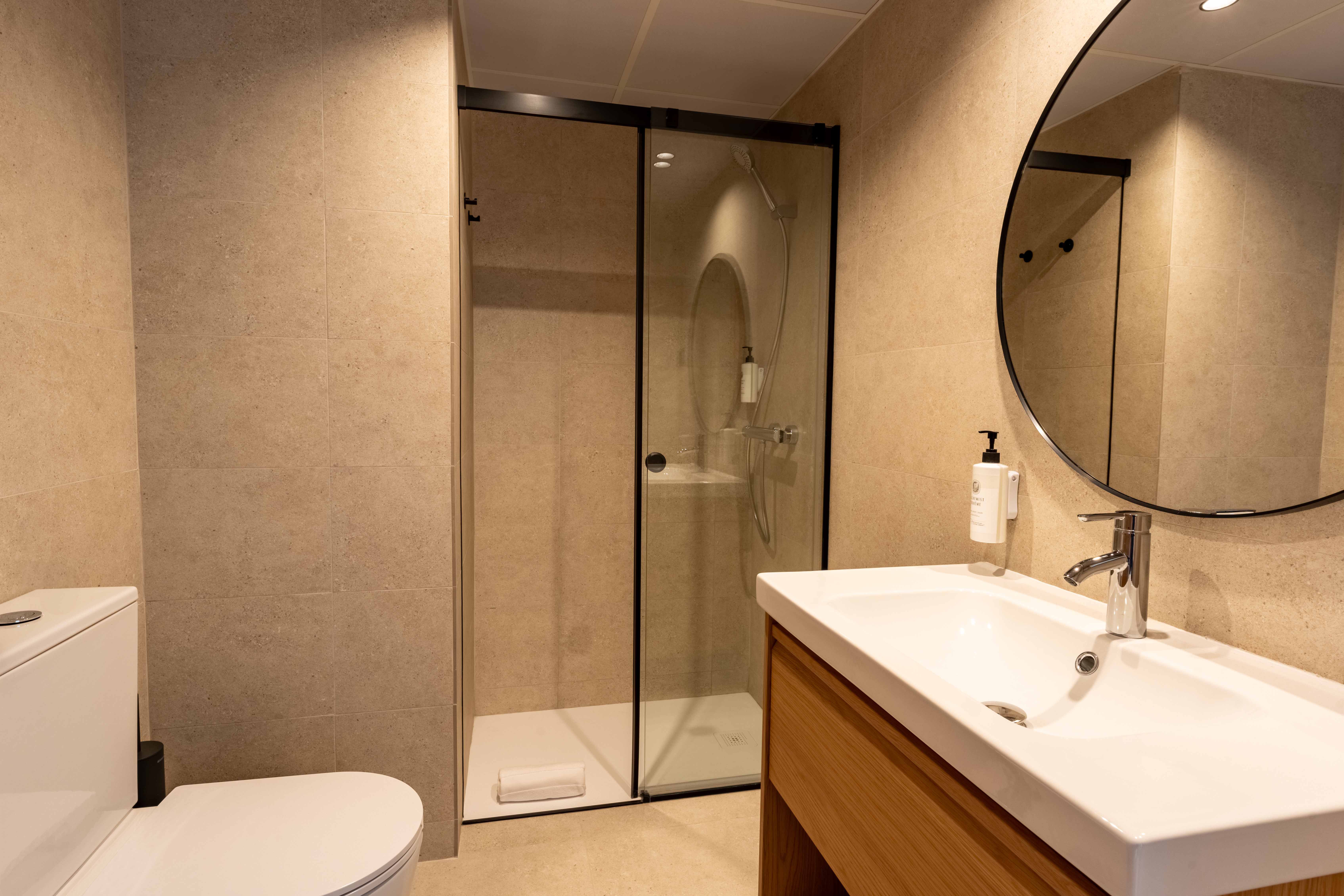 غرفة عائلية، easyHotel Madrid Alcala 4/10
